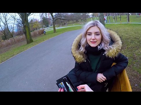 ❤️ Swallows sperma e nxehtë e një të huaji për para - blowjob në park nga Eva Elfie Seks në pornografi sq.sexflashgame.ru ️❤